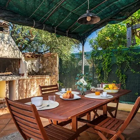 Appartement Large With Veranda- 2 Km From And Center